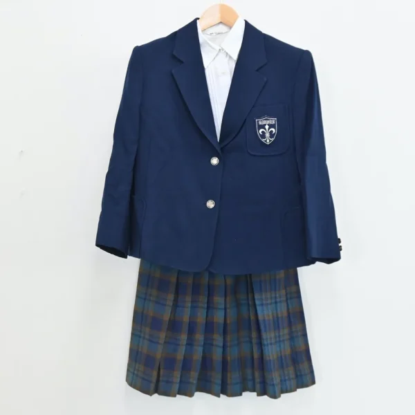 頌栄女子学院高等学校の制服