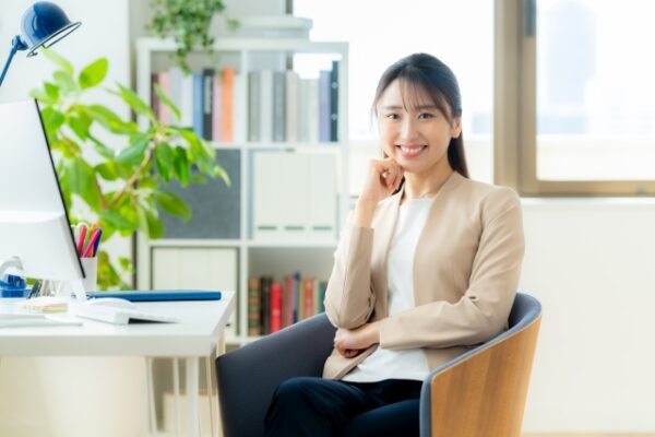 ビジネスウーマン