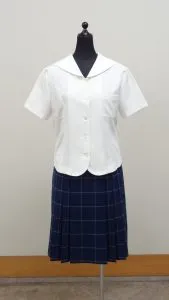 富山南高等学校の夏服