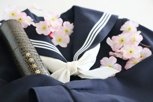 愛媛県の制服はどこで売るのが高い？