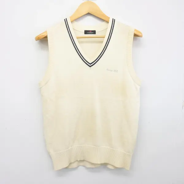 名古屋市立西陵高等学校 女子制服