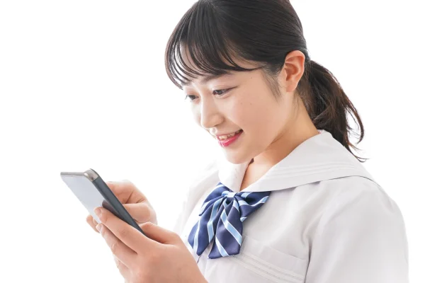 気になる岩手県の制服買取の相場は?