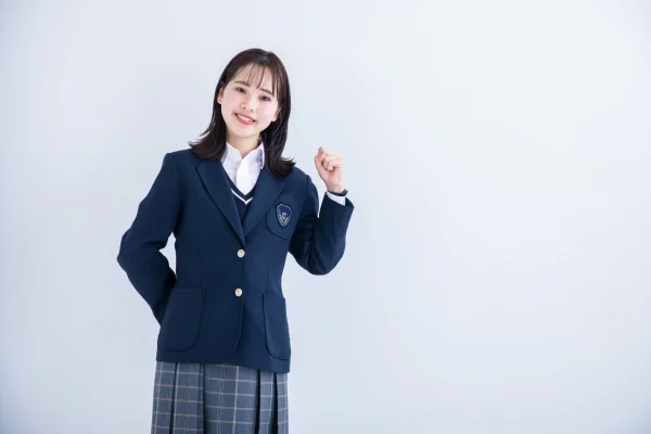 高知県の制服はいくらで売れる？査定シミュレーション