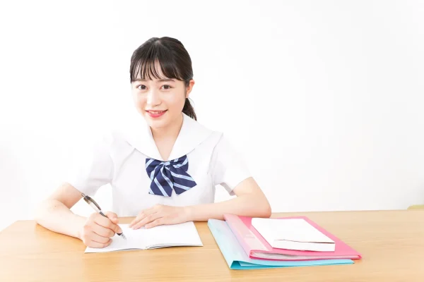 沖縄県の制服はいくらで売れる?査定シミュレーション