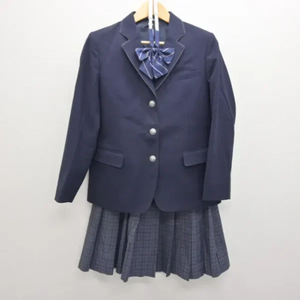 岡山中央中学校 女子制服