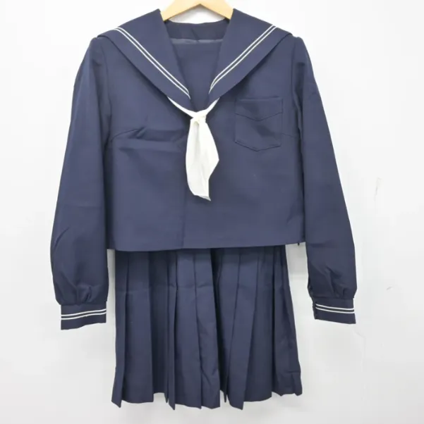 岩美中学校 女子制服