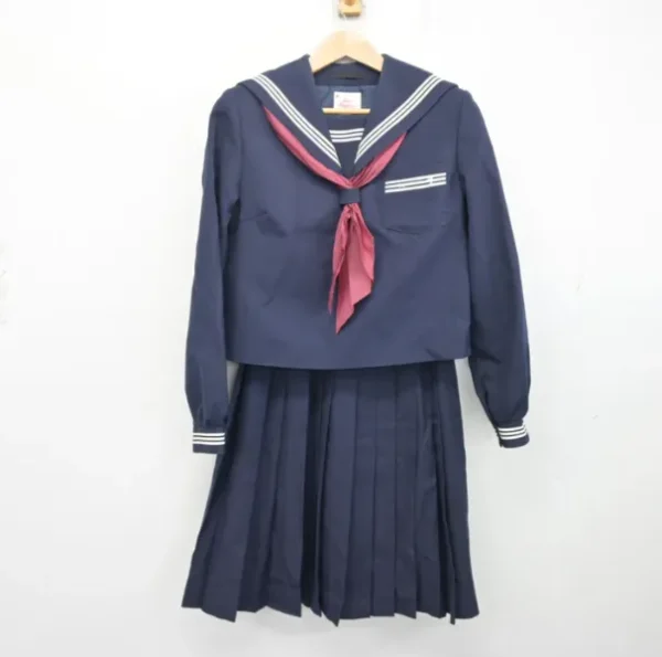 南部中学校 女子制服