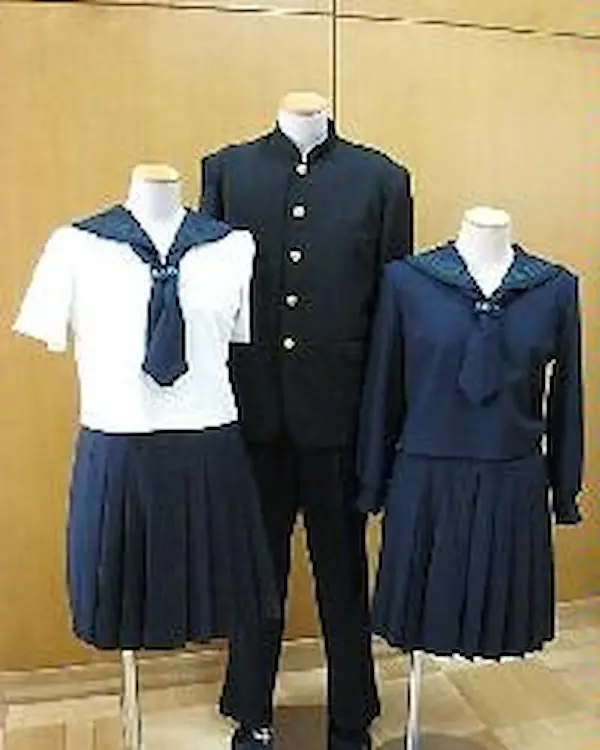さいたま市立浦和中学校の制服