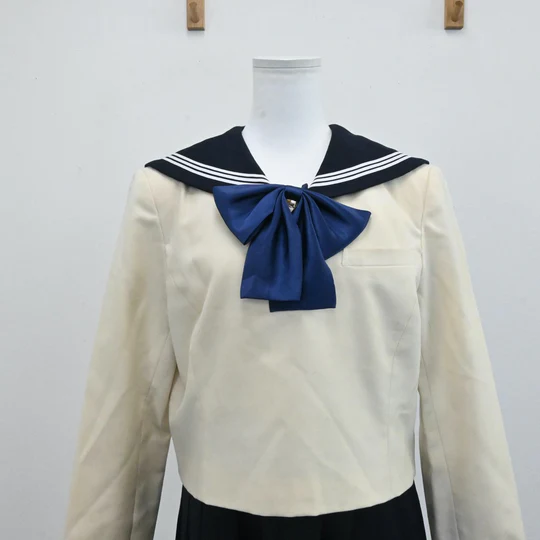 博多女子高校の制服