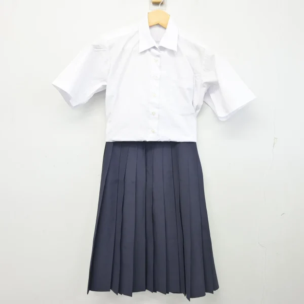 山形県 山形市立第二中学校 女子制服