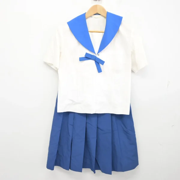 秋田県 秋田西高等学校 女子制服