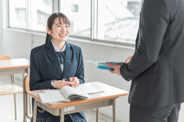 制服を高価買取してもらうポイントとは？