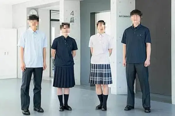 山村学園高等学校の制服
