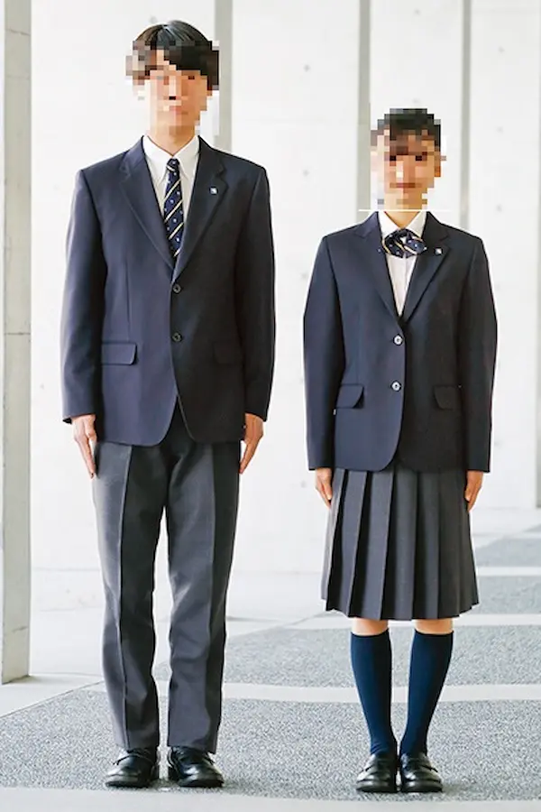 須磨学園高等学校の制服