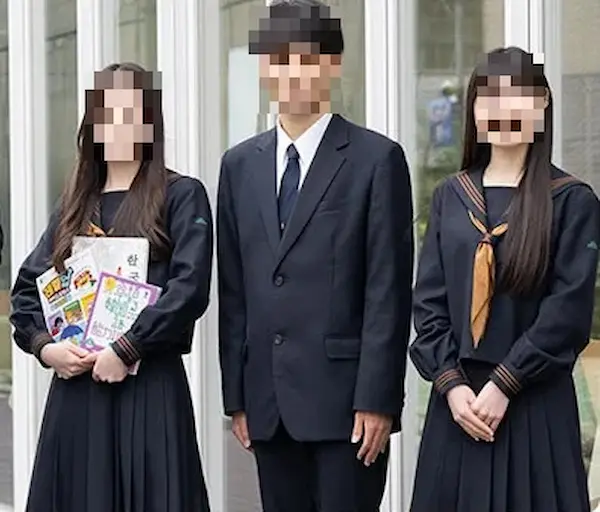 関東国際高等学校の制服
