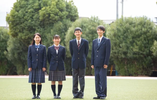 大阪国際高等学校の制服
