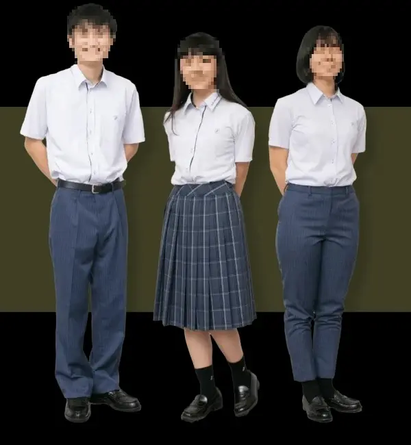 大阪国際中学校高等学校制服：半袖シャツスタイル