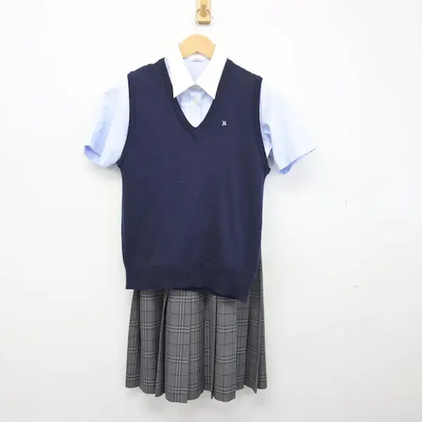 浜松市立高等学校 女子制服