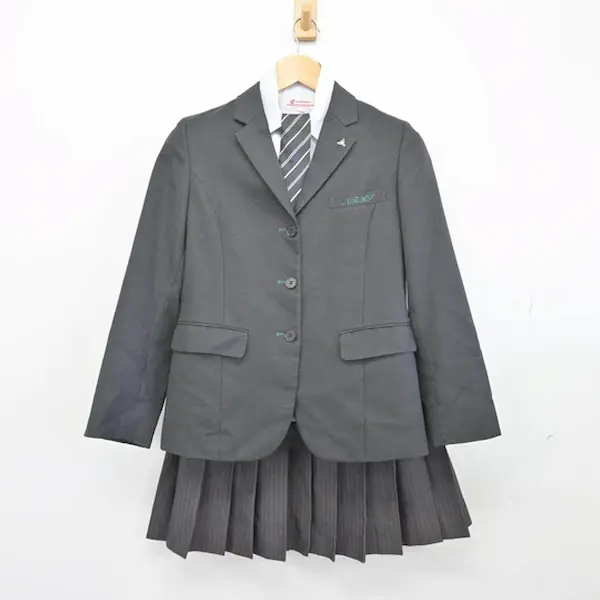 札幌南陵高等学校の制服