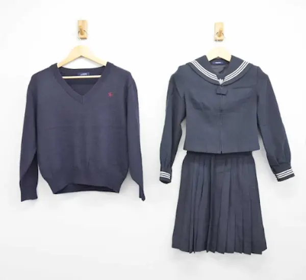 目白研心高等学校 女子制服