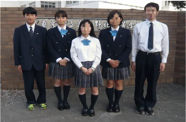 都立武蔵野北高校の制服
