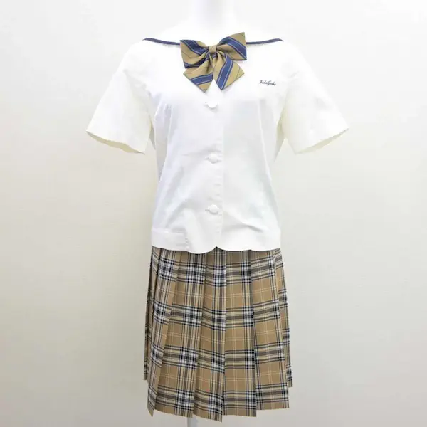 飯田女子高等学校 女子制服