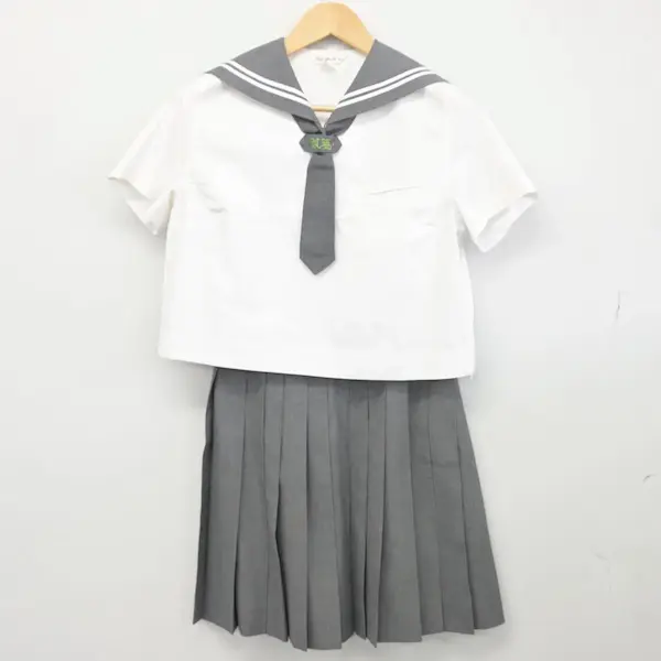 日本大学山形高等学校 女子制服