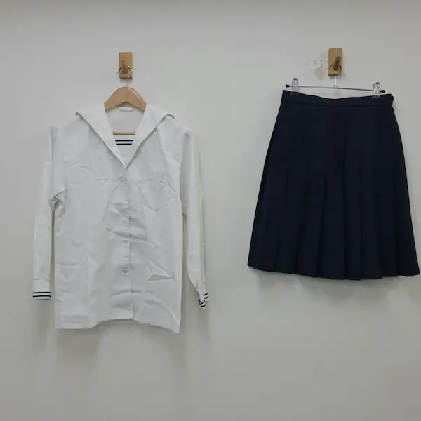  奈良女子高等学校 女子制服
