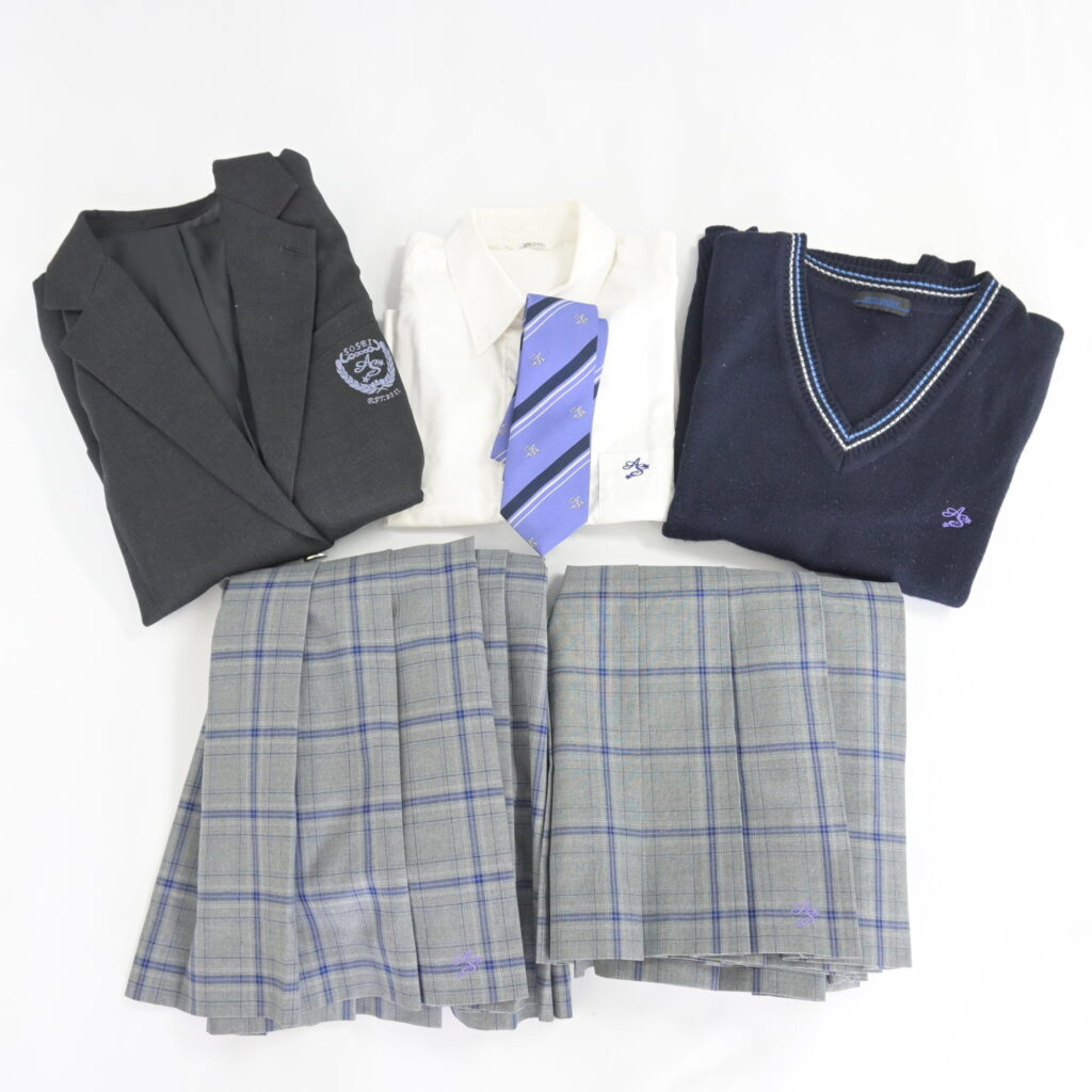 兵庫県市立尼崎双星高校の制服を買取しました｜制服買取ラミパス【公式】