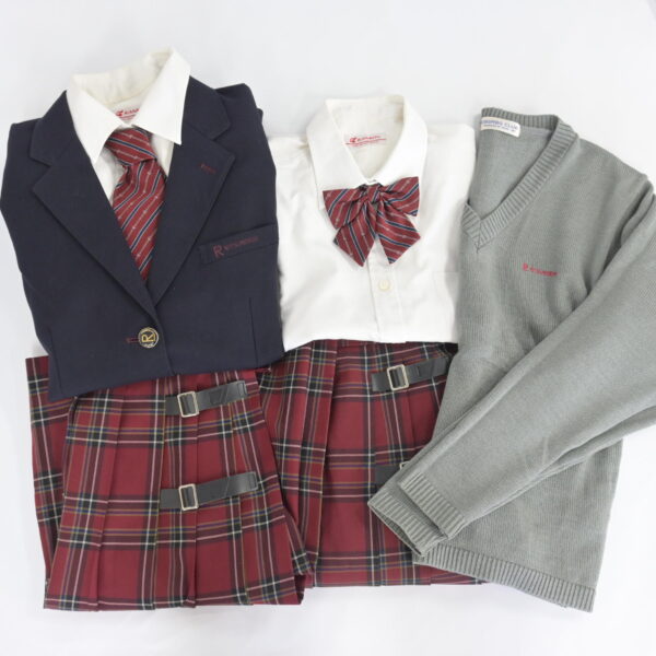 京都府私立立命館中学校・高校の制服