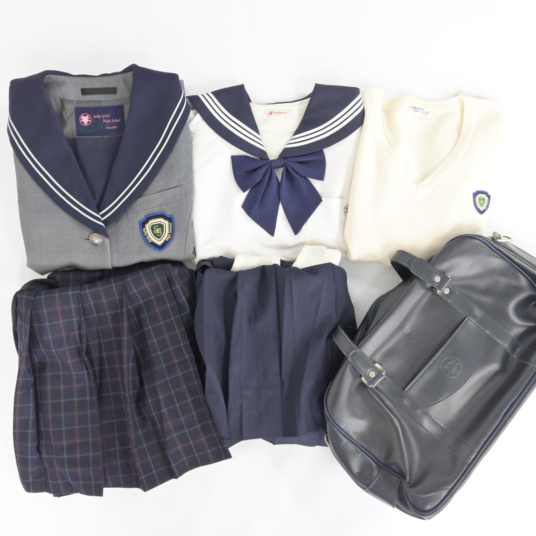 福岡県私立精華女子高校の制服を買取しました｜制服買取ラミパス【公式】