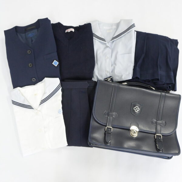 長崎県私立活水高校の制服を買取しました｜制服買取ラミパス【公式】