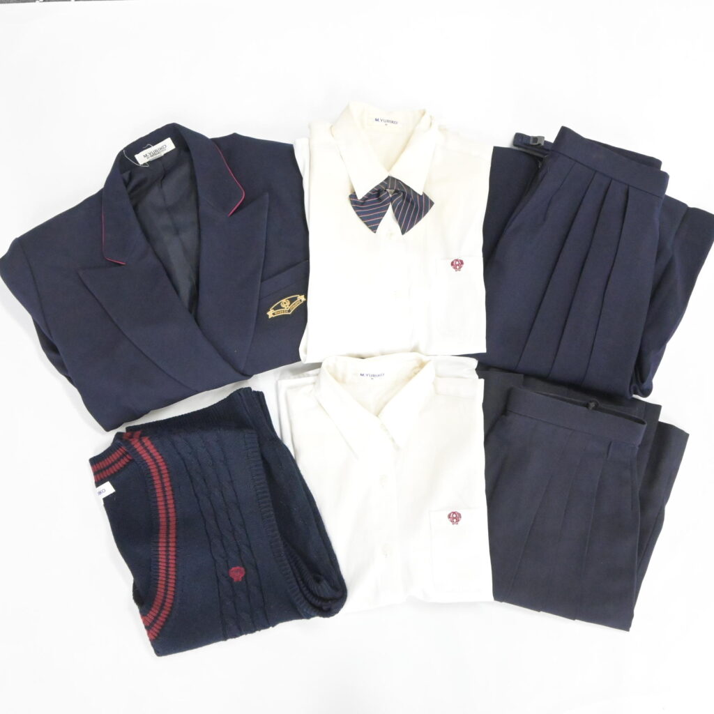 東京都私立早稲田実業高等部の制服を買取しました アイキャッチ画像