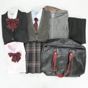 東京都私立潤徳女子高等学校の制服を買取しました アイキャッチ画像