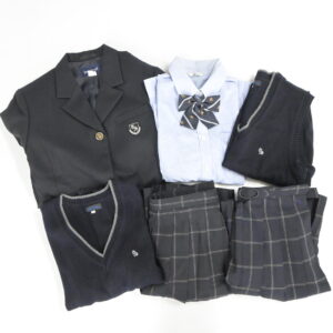 茨城県立高萩清松高等学校の制服を買取しました アイキャッチ画像
