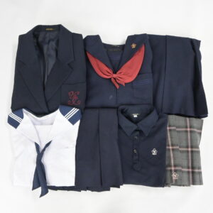 山梨県私立山梨英和高等学校の制服を買取しました アイキャッチ画像