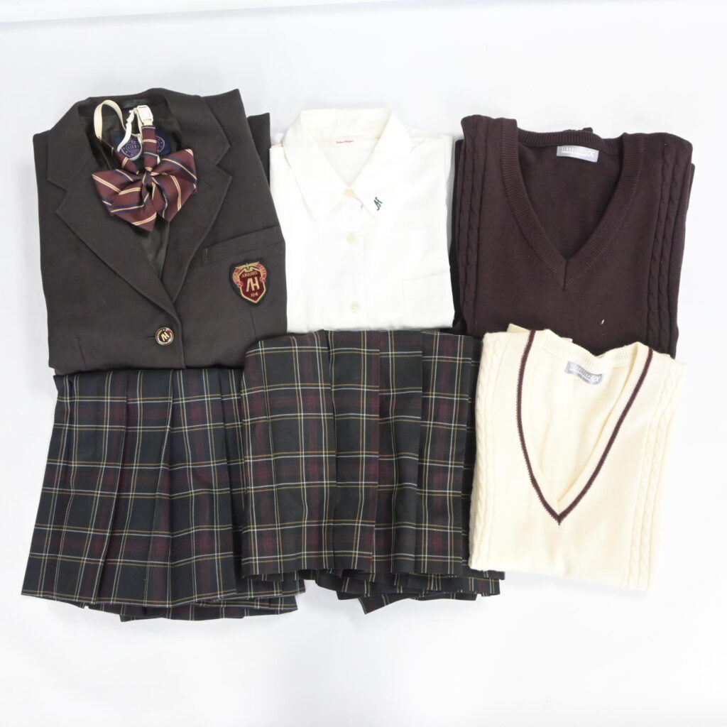 兵庫県立明石高等学校の制服を買取しました アイキャッチ画像