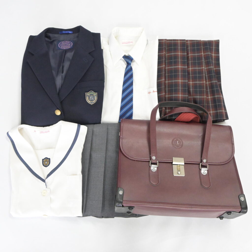 大阪府私立清風南海高等学校の制服を買取しました アイキャッチ画像