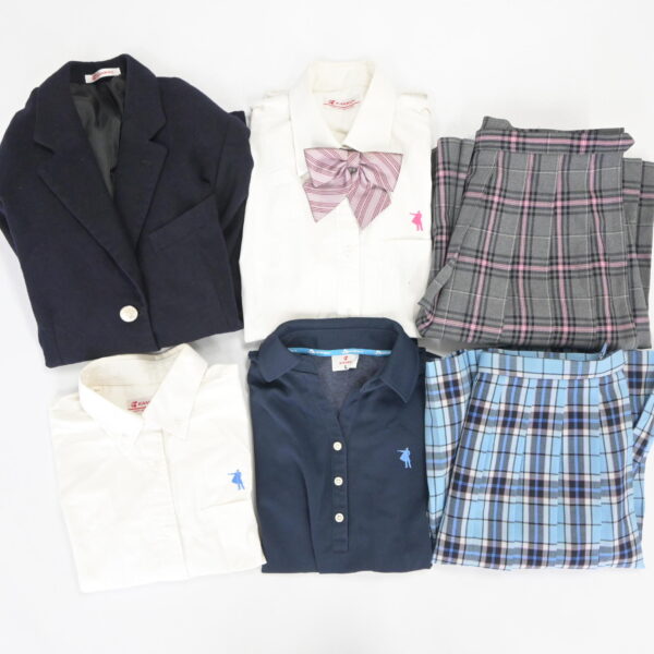 クラーク記念国際高校の制服