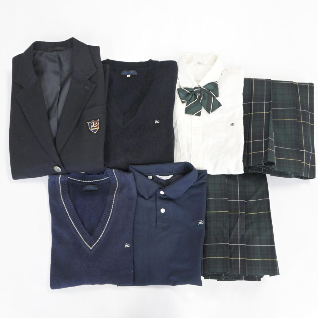 東京都立向丘高校の制服を買取しました アイキャッチ画像
