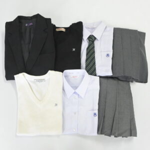 群馬県立西邑楽高等学校の制服を買取しました アイキャッチ画像