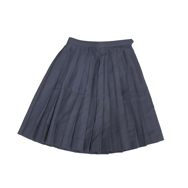 制服スカート、1枚からでも 買取できます。