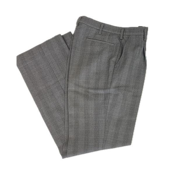 制服ズボン・スラックス、膝テカリ・裾上げ済みでも買取できます。