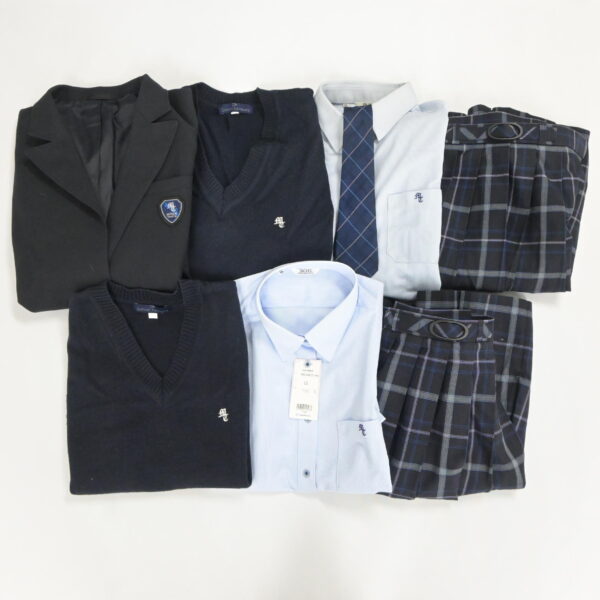 京都府立宮津天橋高校の制服を買取いたしました