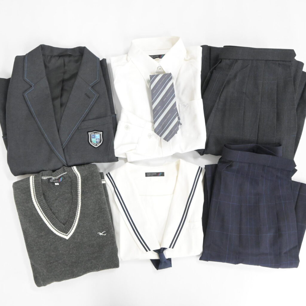 兵庫県私立神戸学院大学附属高校の制服を買取いたしました アイキャッチ画像