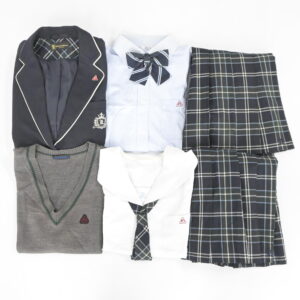 鹿児島県私立鹿児島高校の制服を買取いたしました アイキャッチ画像