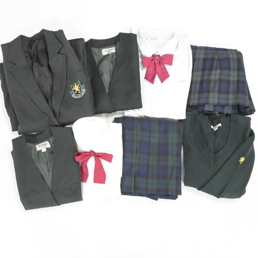 宮城県私立仙台育英学園高校の制服を買取いたしました アイキャッチ画像