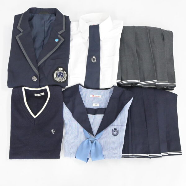 岡山県私立創志学園高校の制服を買取いたしました