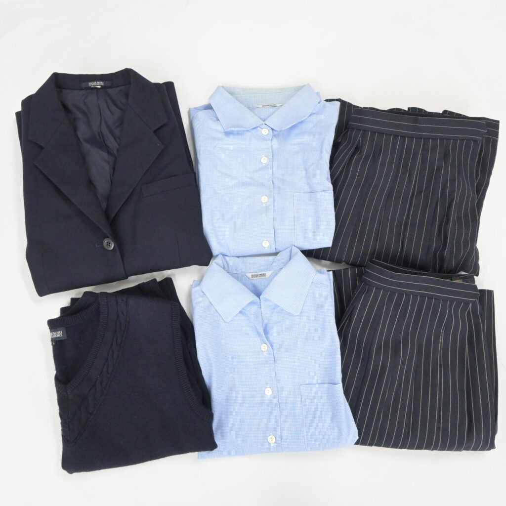 神奈川県私立啓明学館高校の制服を買取いたしました アイキャッチ画像