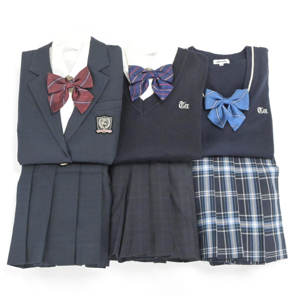東京都私立東亜学園高校の制服を買取いたしました アイキャッチ画像